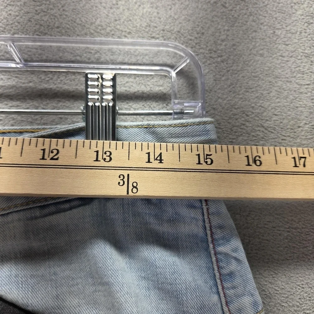 Levis 11767 important